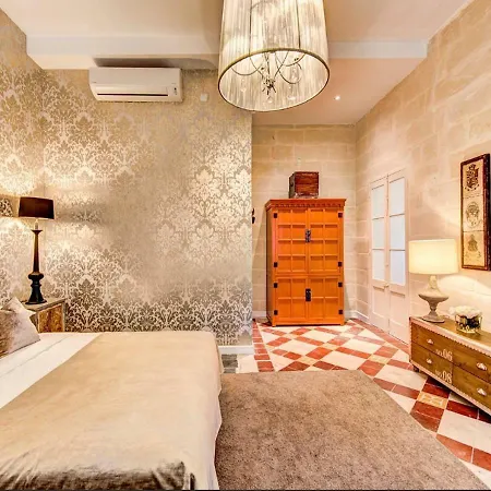 Charming Townhouse S.julians Apartament Sliema