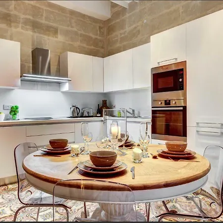 Charming Townhouse S.julians Appartement Sliema
